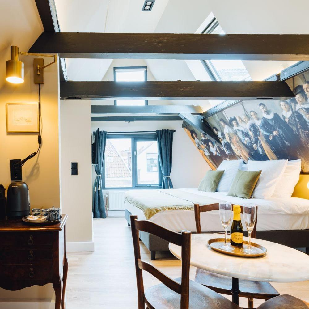 Lok Historics Luxury Art-Inspired Loft In Historic City Centre! Hotel Haarlem Bagian luar foto